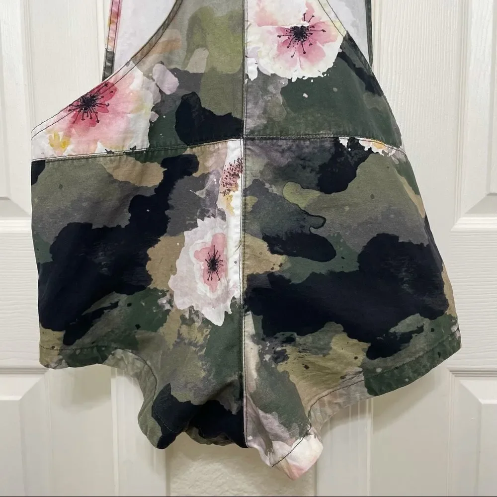 Rusty Shortalls Short Overalls Romper Green Camo and Floral Print size XS